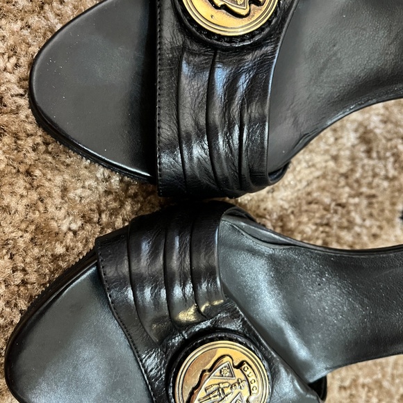 Authentic Gucci Sandals - Picture 3 of 7